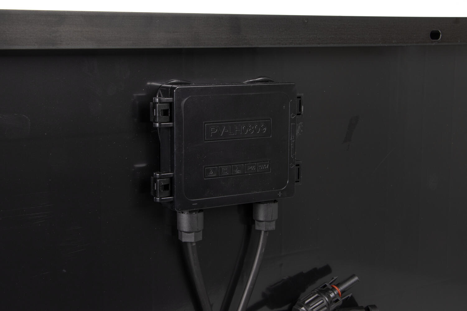 nordmax_solar panel_connection_box.tif