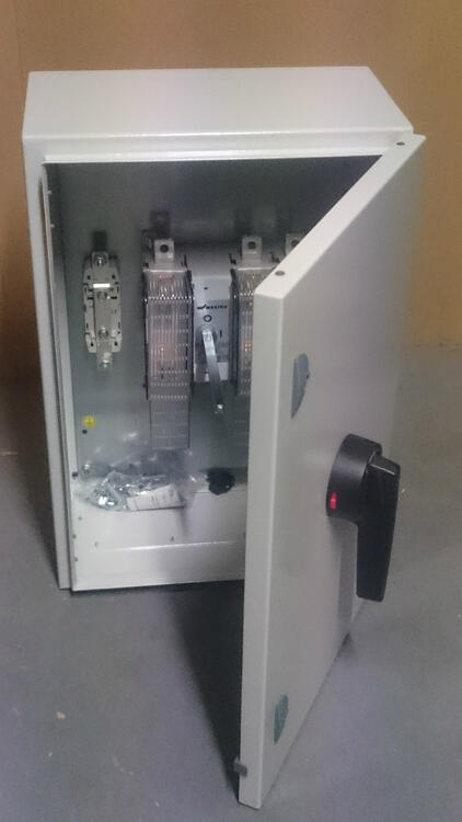 Switch Fuse Enclosed 125A AC23 3P+N
