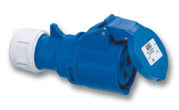 Trailing Socket 32Amp 3P 230v Blue